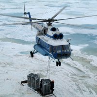 Вертолёт Ми-8 в Арктике