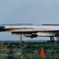 Т-4 ("101") на аэродроме ЛИИ, г. Жуковский. Вид сбоку. (ОАО "ОКБ Сухого")